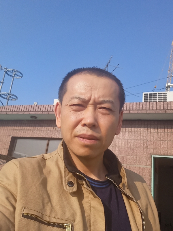 红尘逐浪的第一张照片--邵阳相亲服务中心