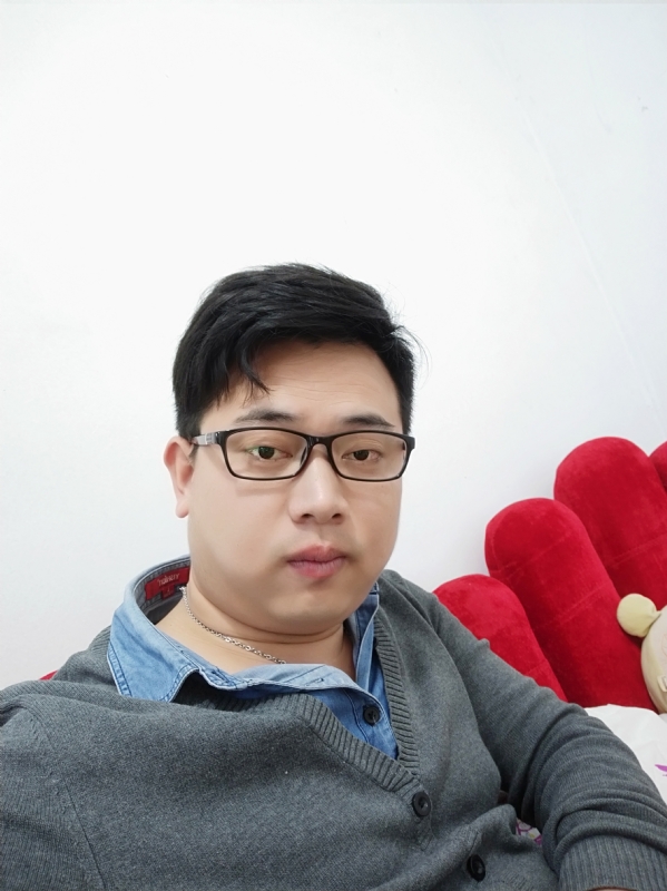 何必在亿的第一张照片--邵阳相亲服务中心