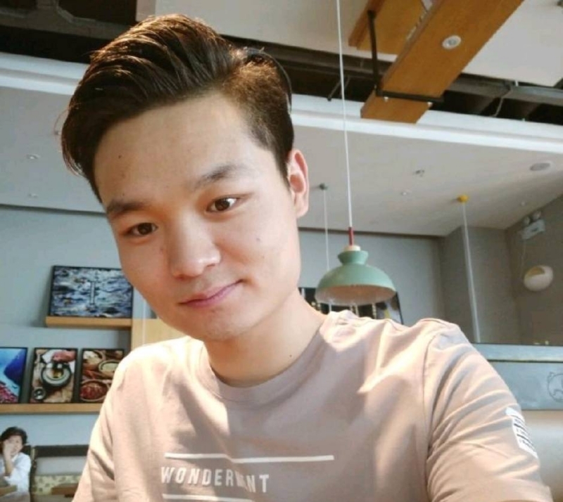裴海洋的第一张照片--邵阳相亲服务中心