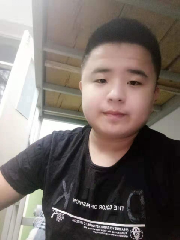 打小就爱淘气的第一张照片--邵阳相亲服务中心