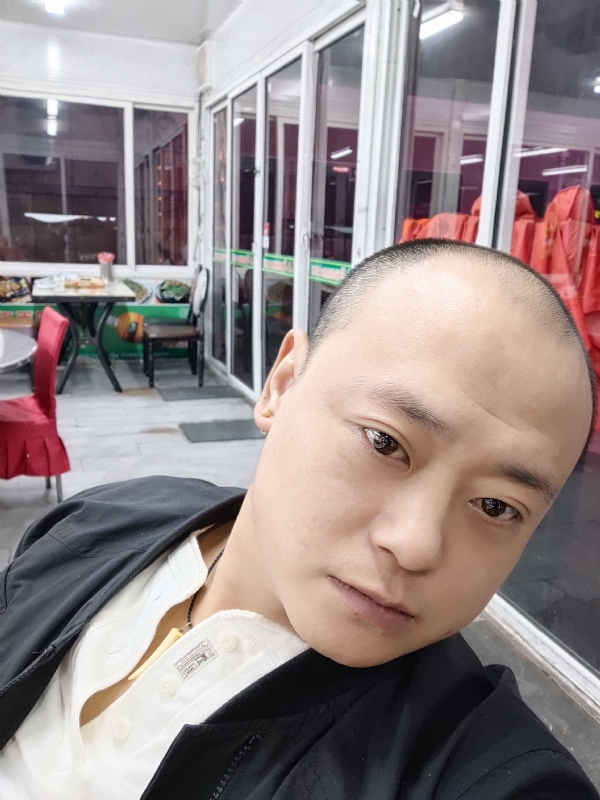 大连相亲的第一张照片--邵阳相亲服务中心