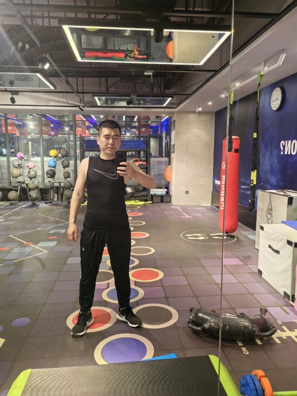 哈哈哈哈哈的第一张照片--邵阳相亲服务中心