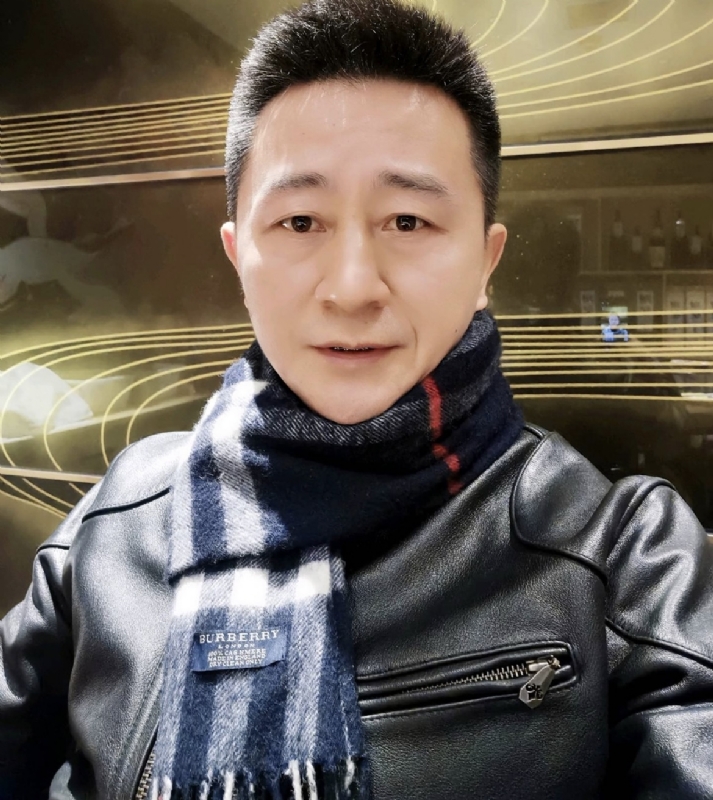 情到深处的第一张照片--邵阳相亲服务中心