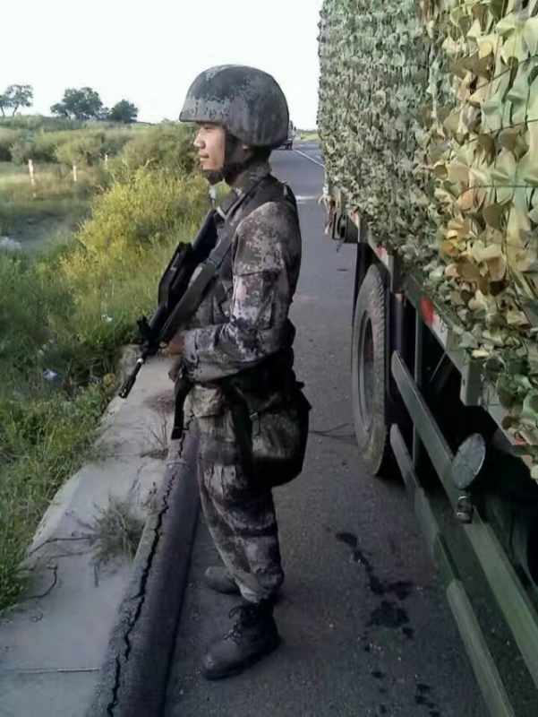 搬砖中的第一张照片--邵阳相亲服务中心