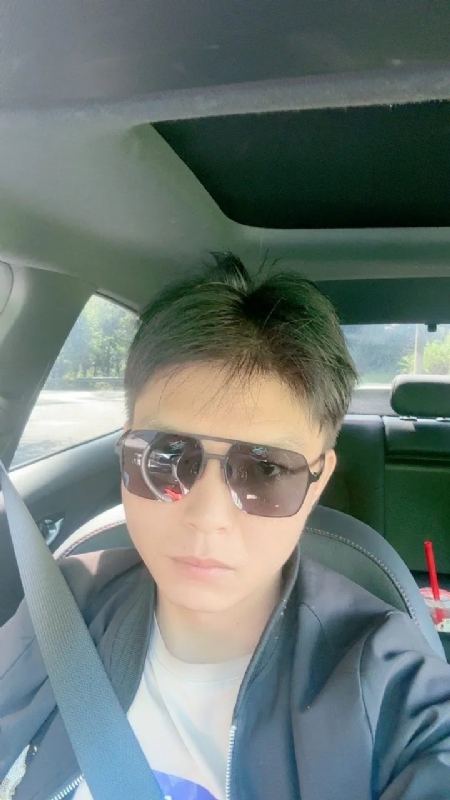怀念的第一张照片--邵阳相亲服务中心