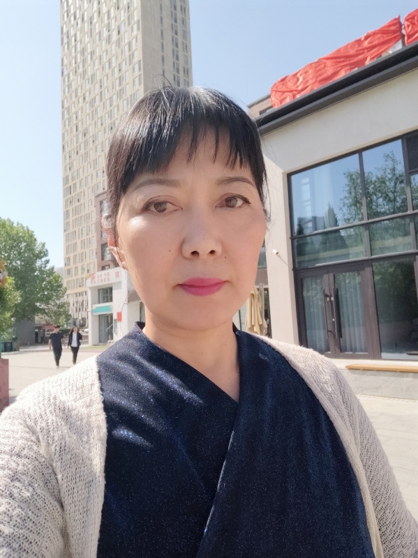 天山雪莲的第一张照片--邵阳相亲服务中心