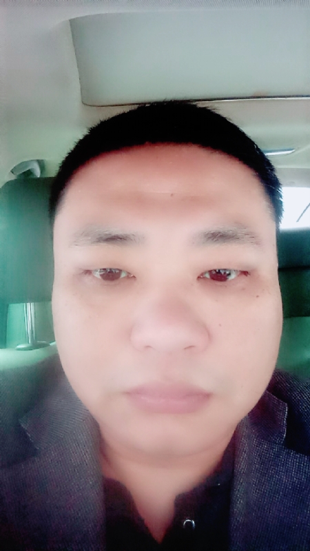 向日葵的第一张照片--邵阳相亲服务中心