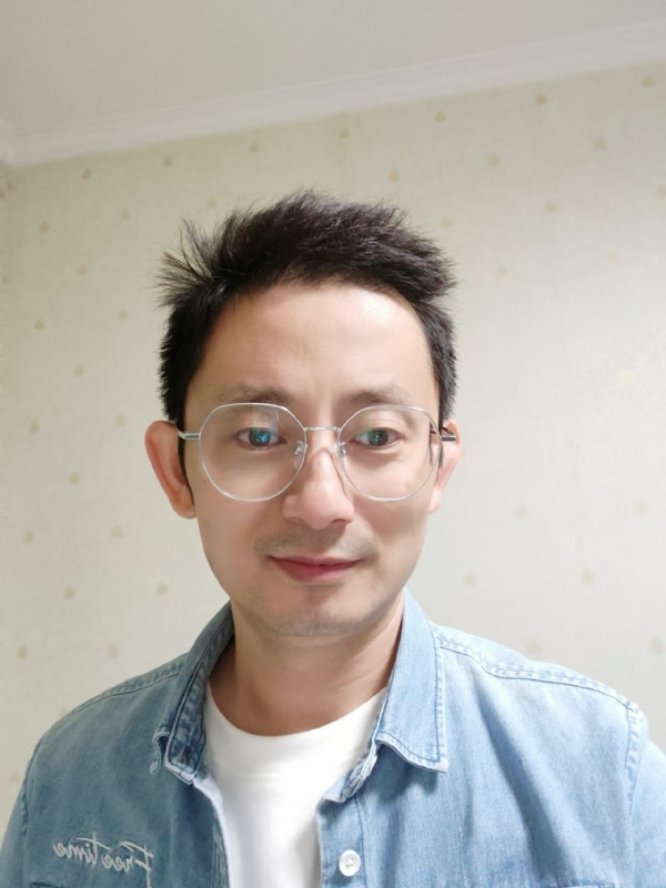 飘逸的第二张照片--邵阳相亲服务中心