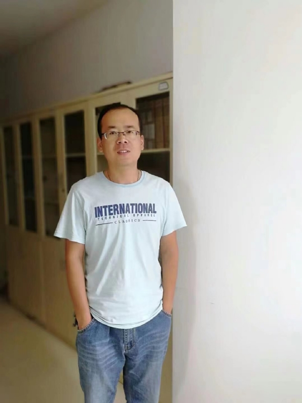 黄土麦田的第一张照片--邵阳相亲服务中心