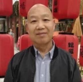 教师作家诗人的第一张照片--邵阳相亲服务中心