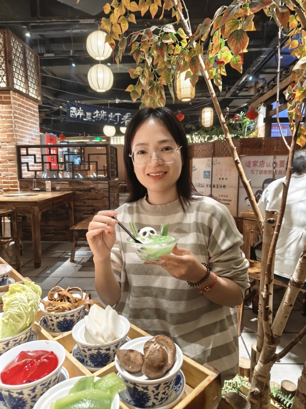 初秋的第二张照片--邵阳相亲服务中心