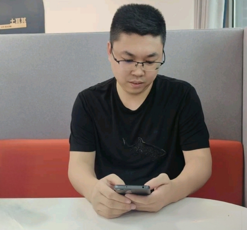 惊蛰的第一张照片--邵阳相亲服务中心