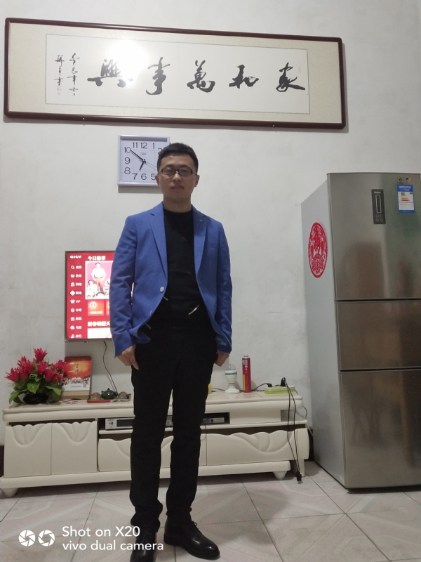 孤独的狼的第一张照片--邵阳相亲服务中心
