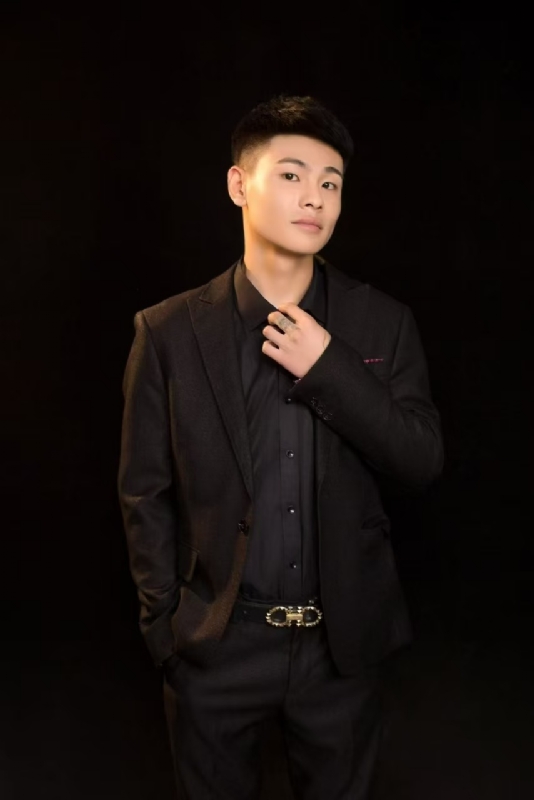 刘小船的第二张照片--邵阳相亲服务中心