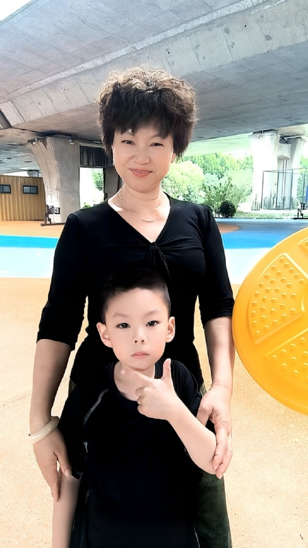火凤凰的第一张照片--邵阳相亲服务中心