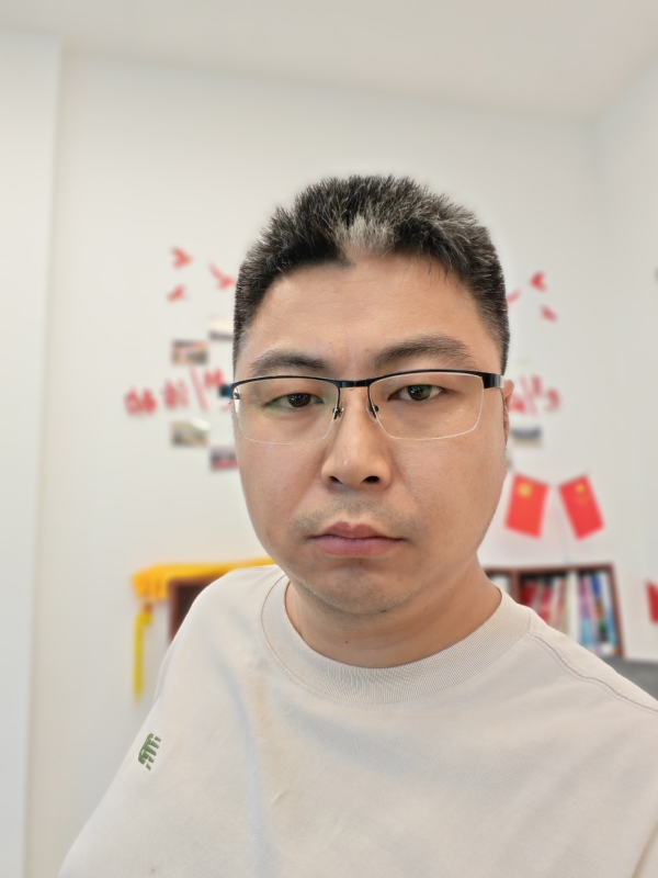 苦海寻舟的第一张照片--邵阳相亲服务中心