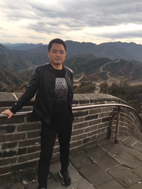 海阔天空的第一张照片--邵阳相亲服务中心