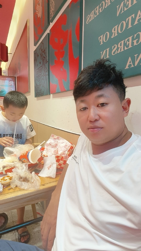 景色宏图的第二张照片--邵阳相亲服务中心