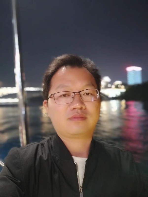 祝你平安的第一张照片--邵阳相亲服务中心