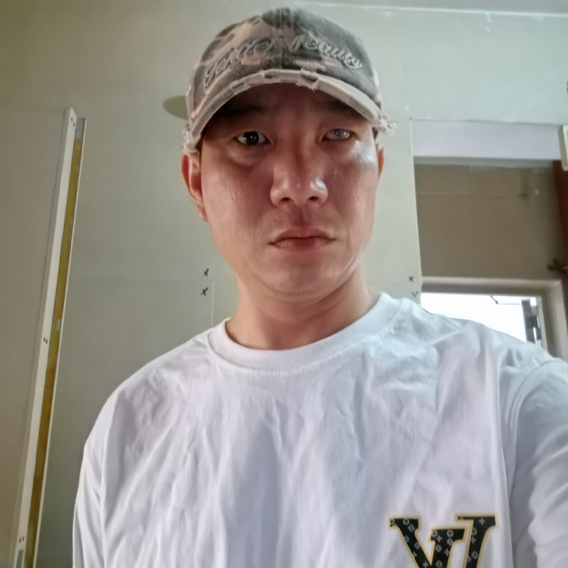 小心做人的第一张照片--邵阳相亲服务中心