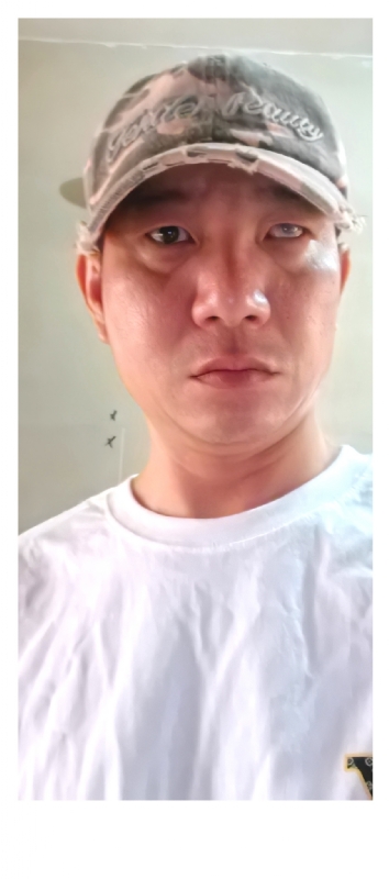 小心做人的第三张照片--邵阳相亲服务中心