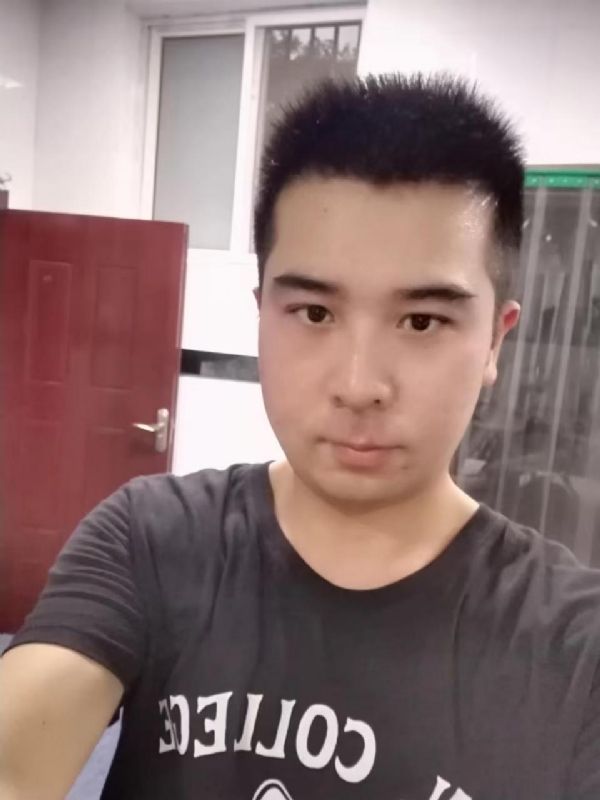89WANG的第一张照片--邵阳相亲服务中心