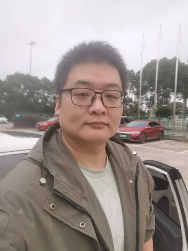 Russell的第一张照片--邵阳相亲服务中心