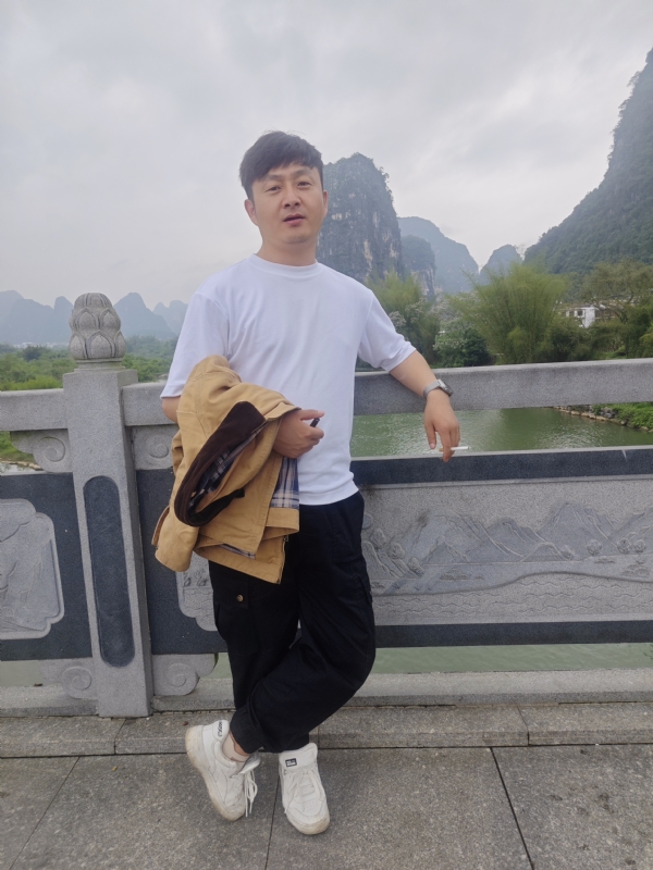 天选之人的第一张照片--邵阳相亲服务中心