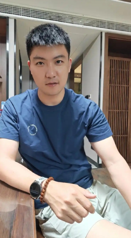 大鹏展翅的第三张照片--邵阳相亲服务中心