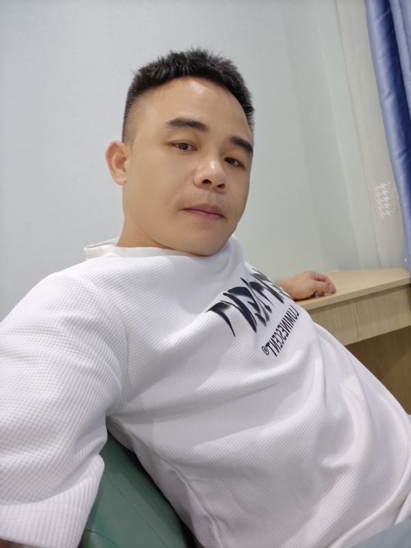 下一站的我的第二张照片--邵阳相亲服务中心