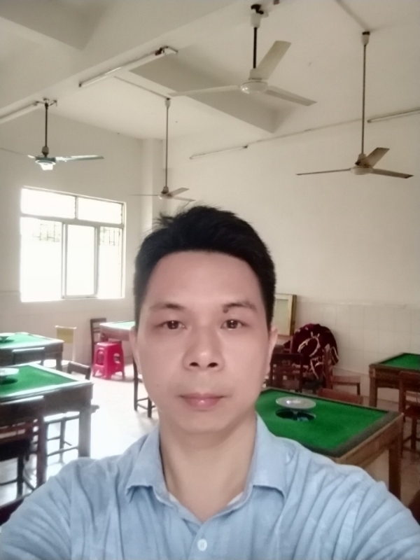 笑对人生的第一张照片--邵阳相亲服务中心