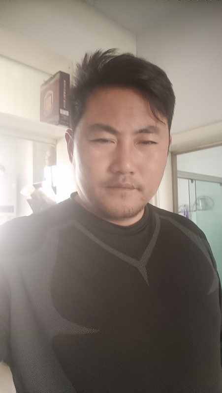 冲出亚马逊的第一张照片--邵阳相亲服务中心