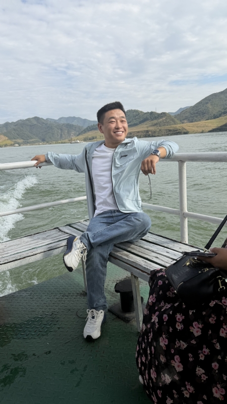 烟花易笑的第一张照片--邵阳相亲服务中心