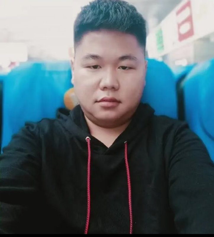 黄斌的第一张照片--邵阳相亲服务中心