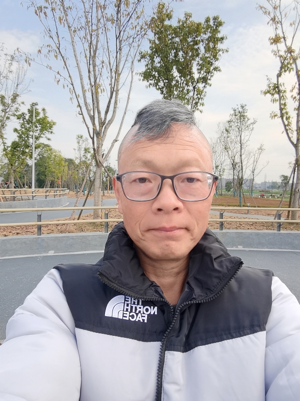 做喜欢的事的第一张照片--邵阳相亲服务中心