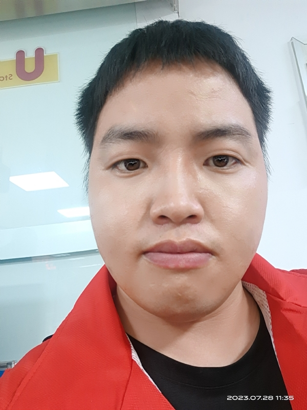 匆忙的第二张照片--邵阳相亲服务中心