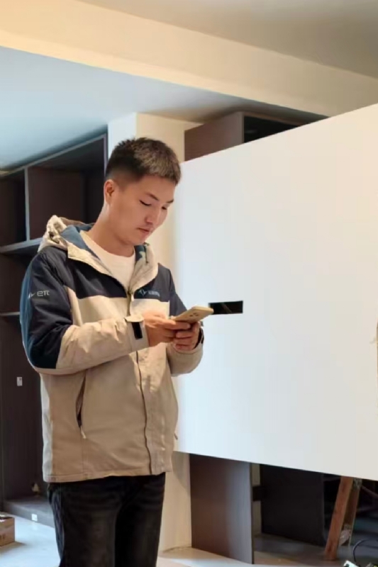 熊展的第一张照片--邵阳相亲服务中心