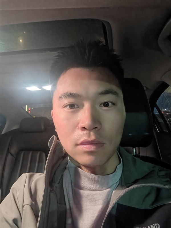 讲不出再见的第二张照片--邵阳相亲服务中心