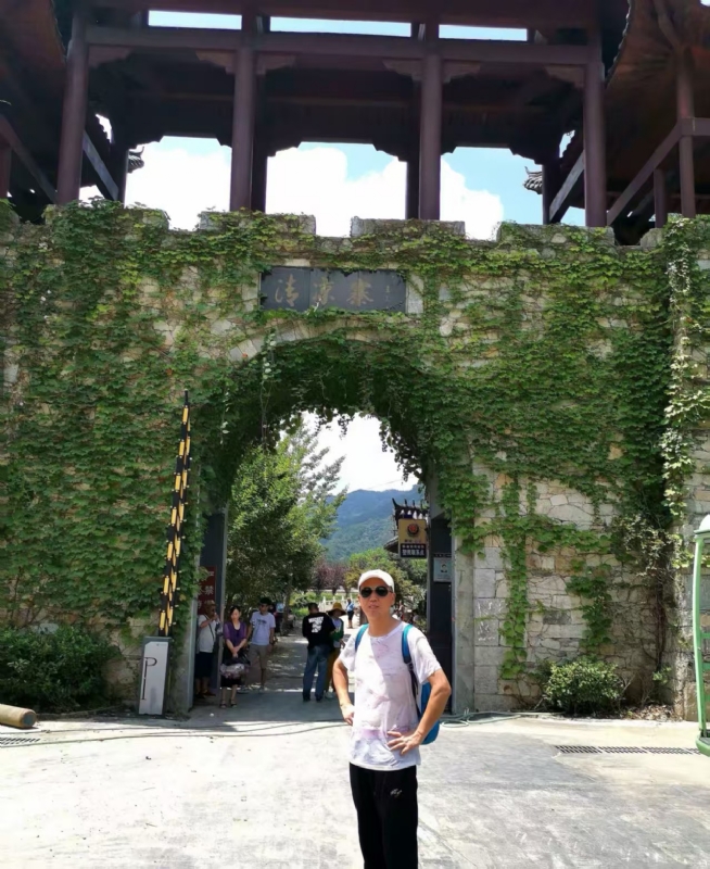 品心人的第一张照片--邵阳相亲服务中心