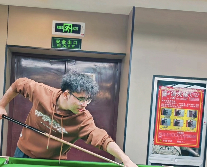 小鬼的第一张照片--邵阳相亲服务中心