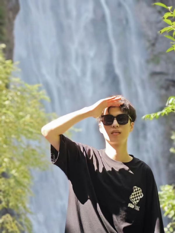 大橙子的第一张照片--邵阳相亲服务中心