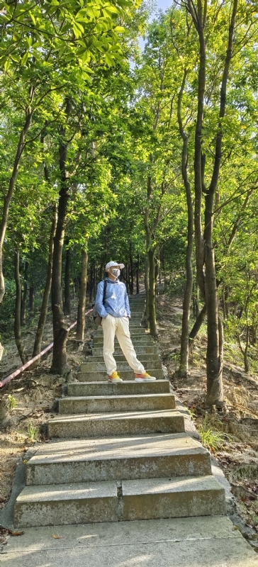 书衣的第三张照片--邵阳相亲服务中心