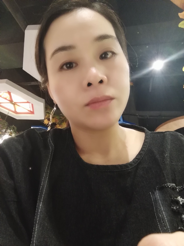 喜欢黑巧的第一张照片--邵阳相亲服务中心