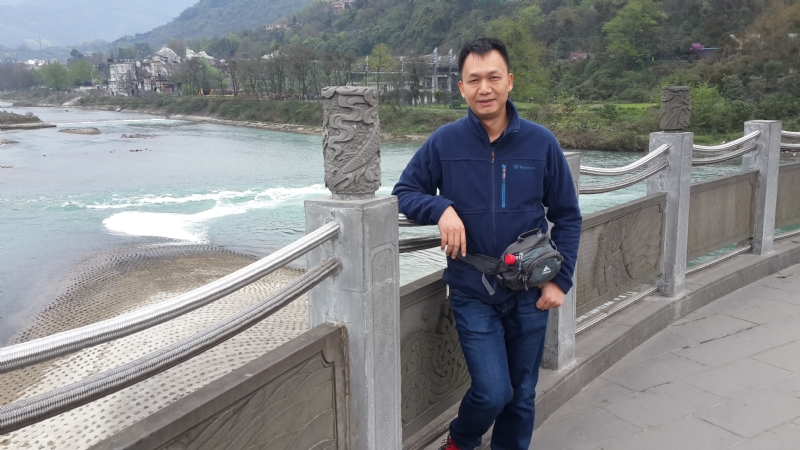 上下求索的第一张照片--邵阳相亲服务中心